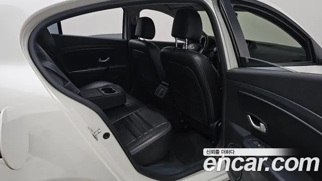 Renault-KoreaSamsung Fluence 2013 thumb 12