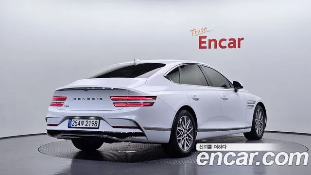 Genesis G80 2024 thumb 2