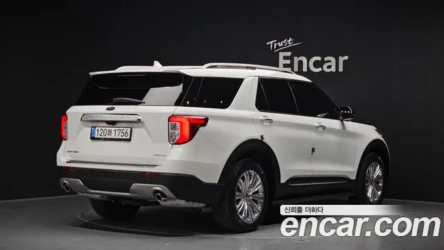 Ford Explorer 2021 thumb 2