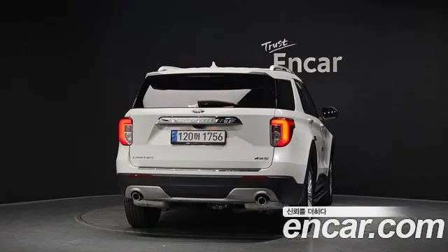 Ford Explorer 2021 thumb 4