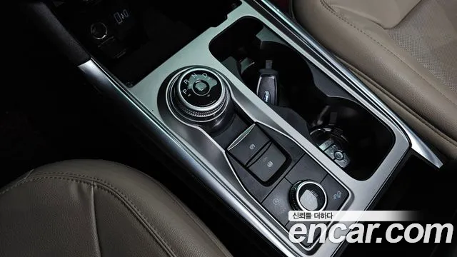 Ford Explorer 2021 thumb 9