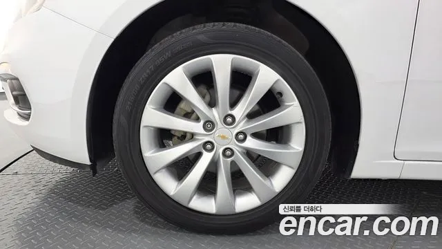 ChevroletGMDaewoo Cruze 2016 thumb 5