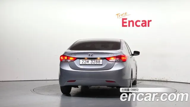 Hyundai Avante 2012 thumb 4