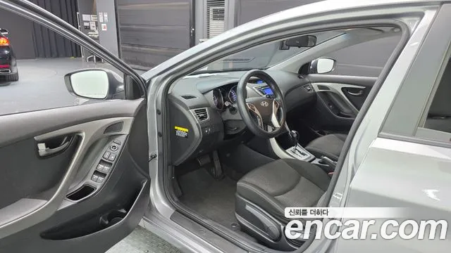 Hyundai Avante 2012 thumb 10