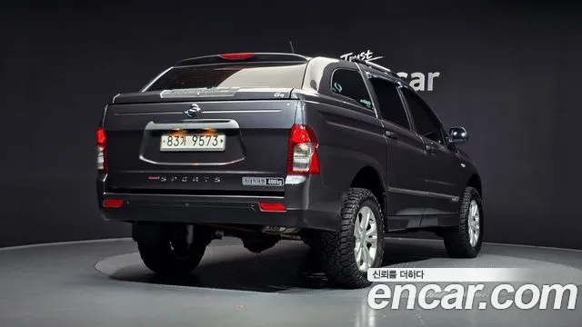 KG_Mobility_Ssangyong KORANDO 2015 thumb 2