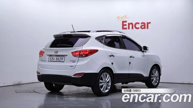 Hyundai Tucson 2012 thumb 2