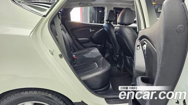 Hyundai Tucson 2012 thumb 12