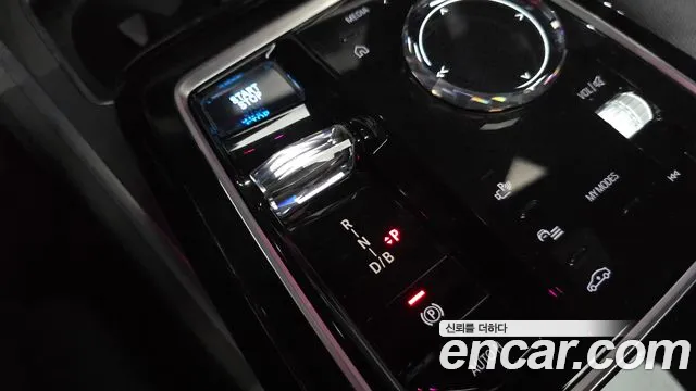 BMW i7 2023 thumb 9