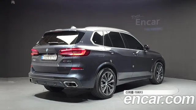 BMW X5 2021 thumb 2