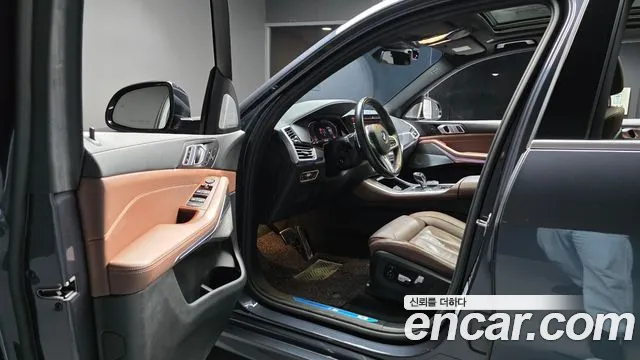 BMW X5 2021 thumb 10