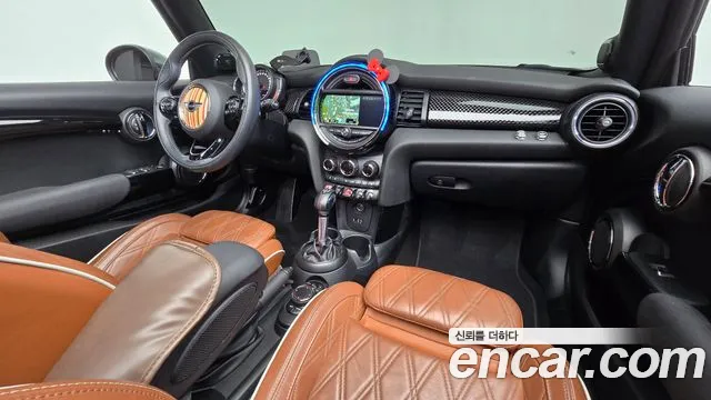 MINI Cooper Convertible 2018 thumb 7