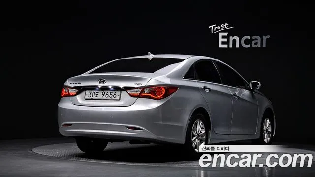 Hyundai Sonata 2009 thumb 2