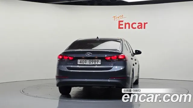 Hyundai Avante 2016 thumb 4