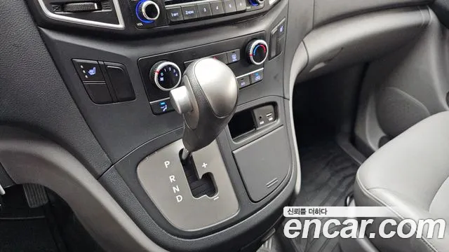 Hyundai Starex 2016 thumb 8