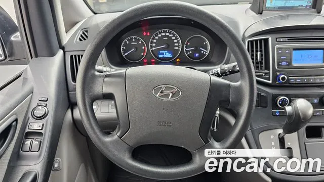 Hyundai Starex 2016 thumb 12