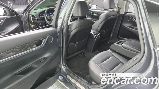 Hyundai Grandeur 2018 thumb 11