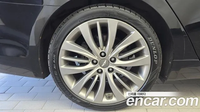 Genesis G80 2019 thumb 5
