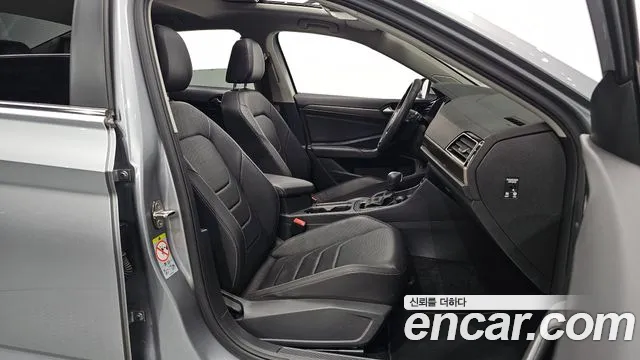 Volkswagen Jetta 2021 thumb 10