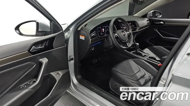 Volkswagen Jetta 2021 thumb 11