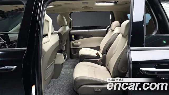 Kia Carnival 2025 thumb 12
