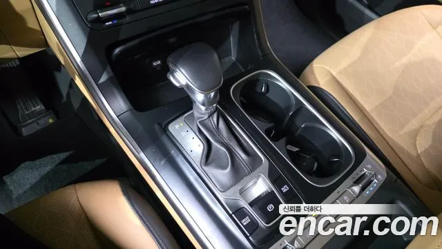 Kia Carnival 2021 thumb 9