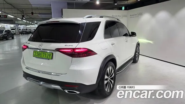 Mercedes-Benz GLE 2024 thumb 4