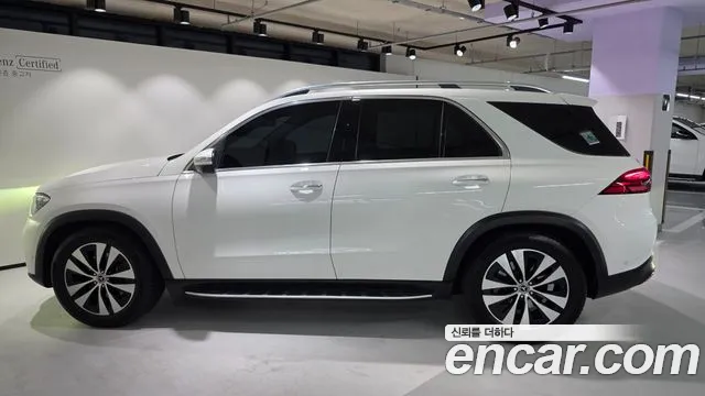 Mercedes-Benz GLE 2024 thumb 8