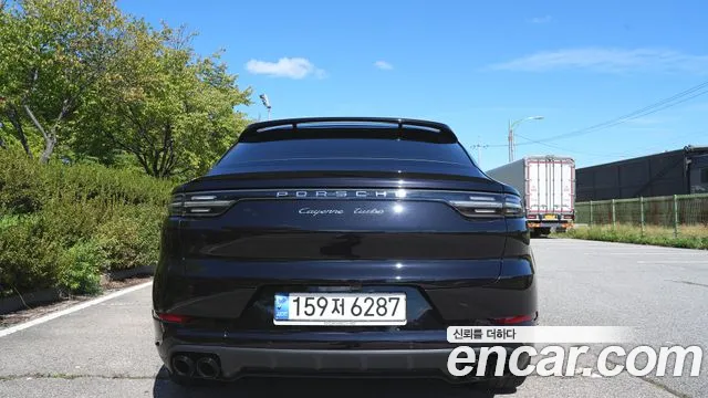 Porsche Cayenne 2021 thumb 4