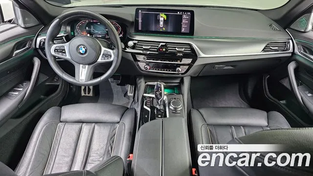 BMW 5-Series 2022 thumb 7