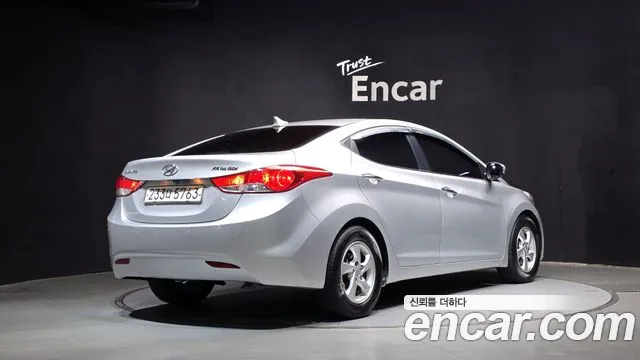 Hyundai Avante 2011 thumb 2