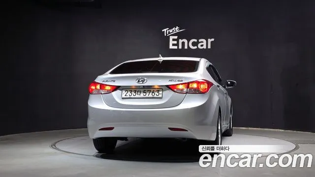 Hyundai Avante 2011 thumb 4