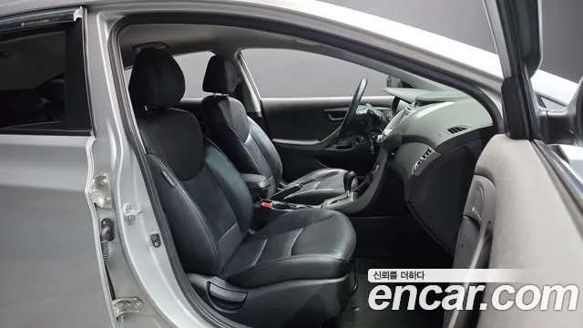 Hyundai Avante 2011 thumb 11