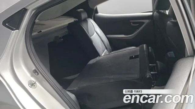 Hyundai Avante 2011 thumb 12