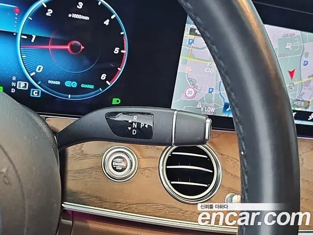 Mercedes-Benz E-Класс 2023 thumb 8