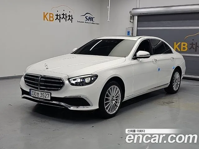 Mercedes-Benz E-Класс 2023 thumb 12