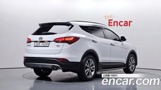Hyundai Santa Fe 2014 thumb 2