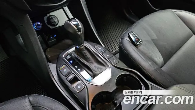 Hyundai Santa Fe 2014 thumb 9