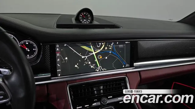 Porsche Panamera 2017 thumb 12