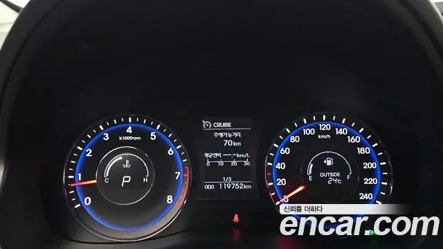 Hyundai i40 2016 thumb 8