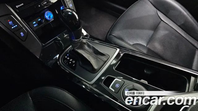 Hyundai i40 2016 thumb 9