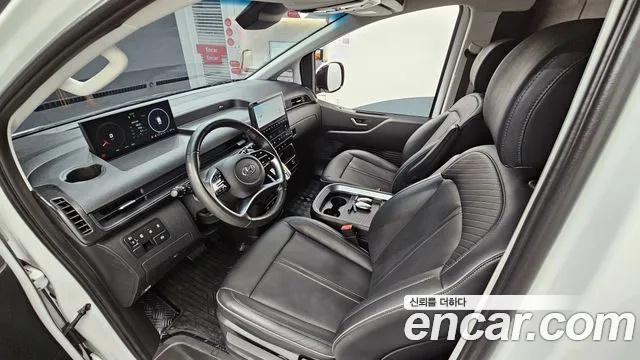 Hyundai Staria 2024 thumb 7