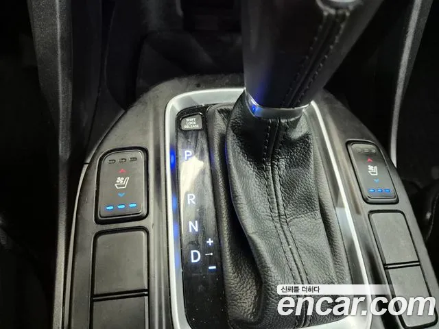 Hyundai Santa Fe 2015 thumb 9
