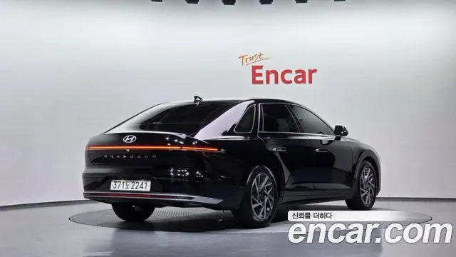Hyundai Grandeur 2023 thumb 2