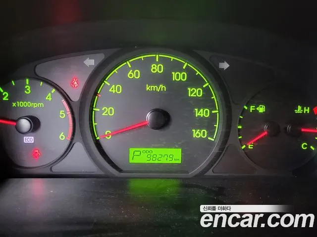 Hyundai Starex 2014 thumb 5