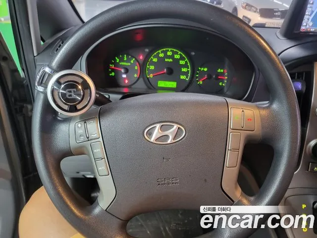 Hyundai Starex 2014 thumb 6