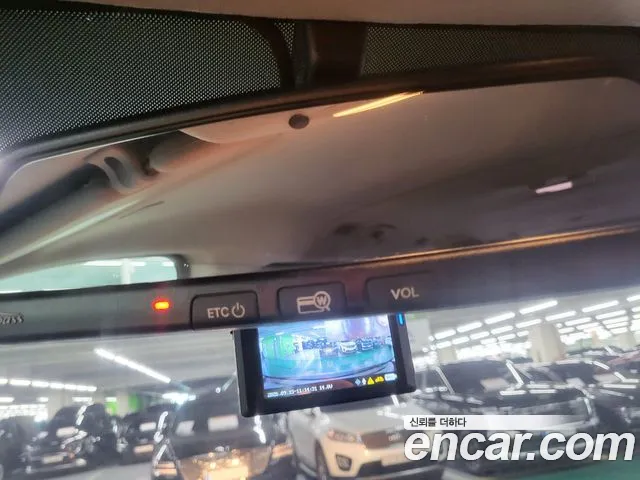 Hyundai Starex 2014 thumb 9