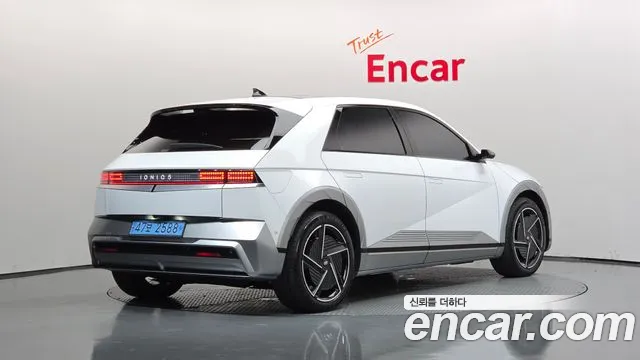 Hyundai IONIQ 5 2024 thumb 2