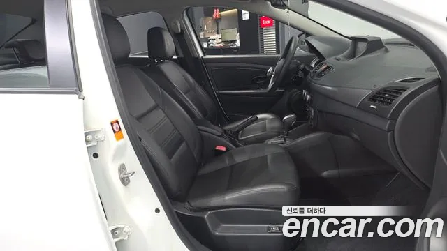 Renault-KoreaSamsung Fluence 2018 thumb 11
