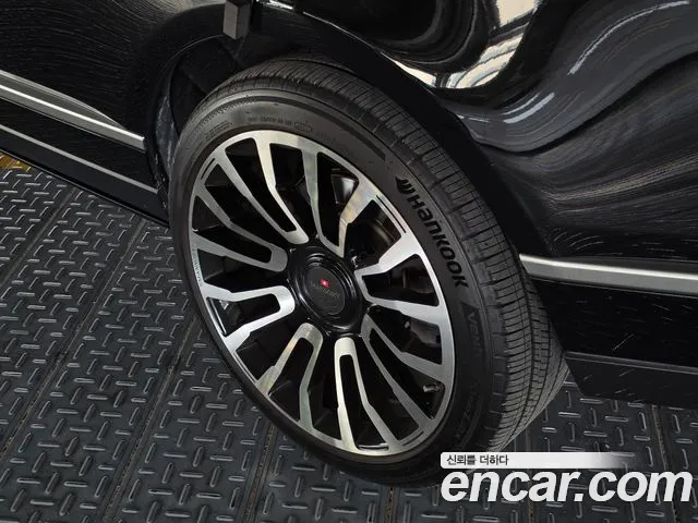 Land Rover Range Rover 2013 thumb 3