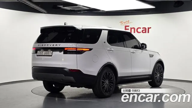 Land Rover Discovery 2018 thumb 2